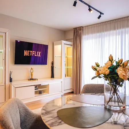 North Harmony Hideaway Apartment Bucharest